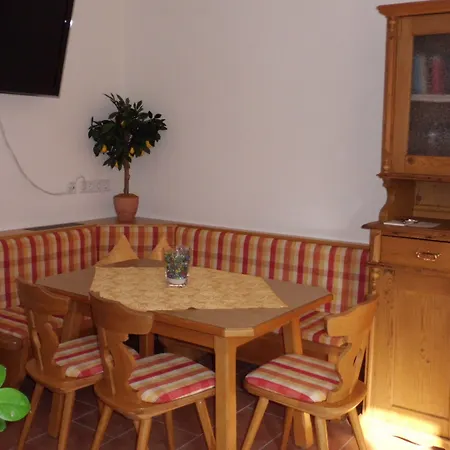 게스트하우스 Alpina 할덴시