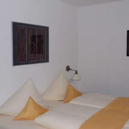 게스트하우스 Alpina 3*