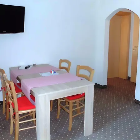 Alpina 게스트하우스 할덴시